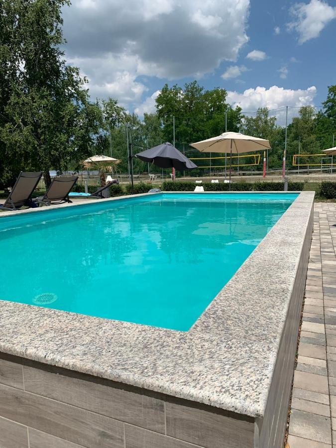 Mohacsi Wellness Vendeghaz Es Lovasklub Hotell Eksteriør bilde